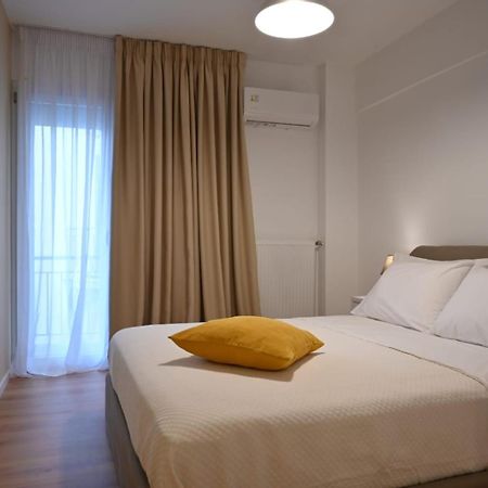 Modern Two Bedroom Apartment At Koukaki Athén Kültér fotó