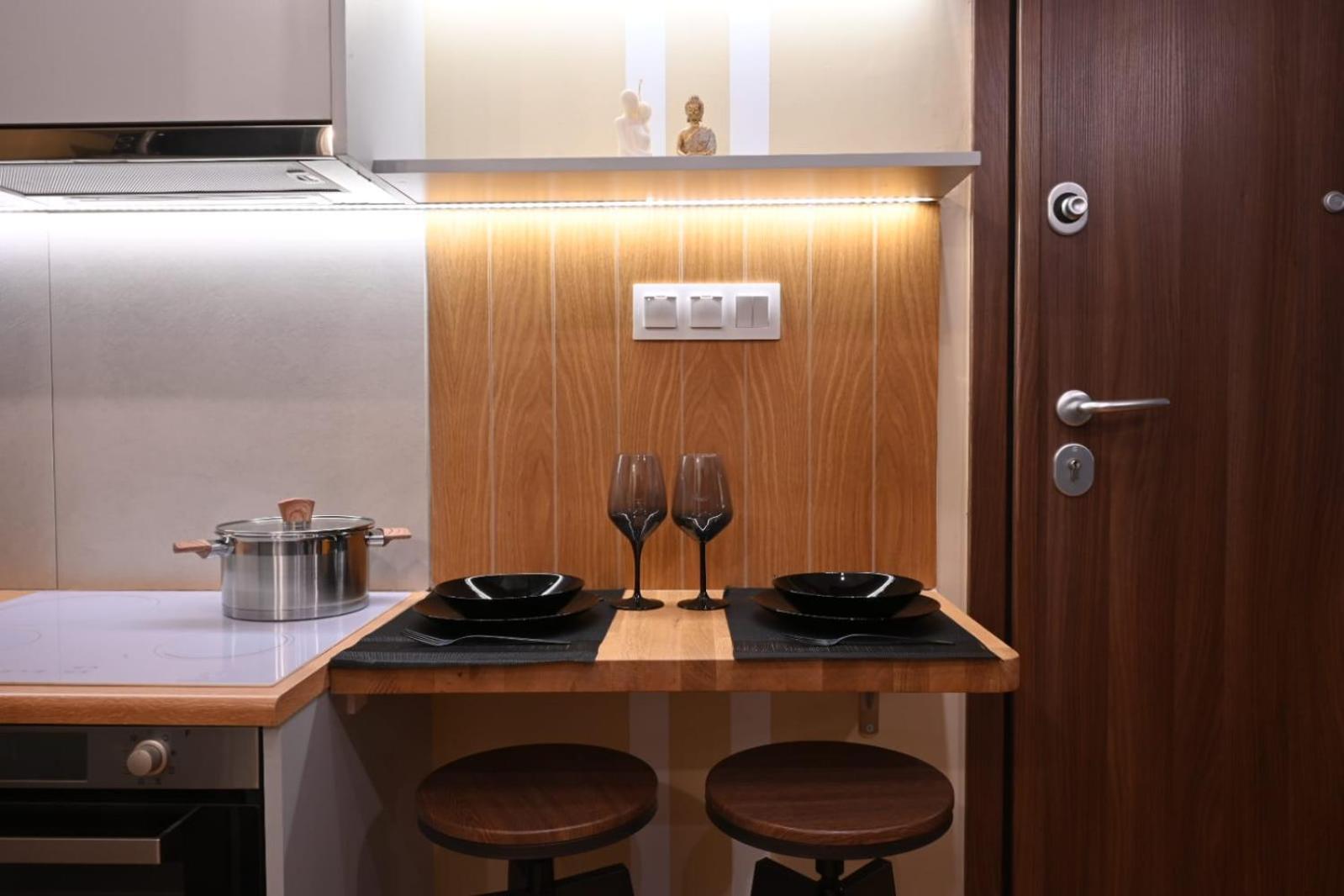 Modern Two Bedroom Apartment At Koukaki Athén Kültér fotó